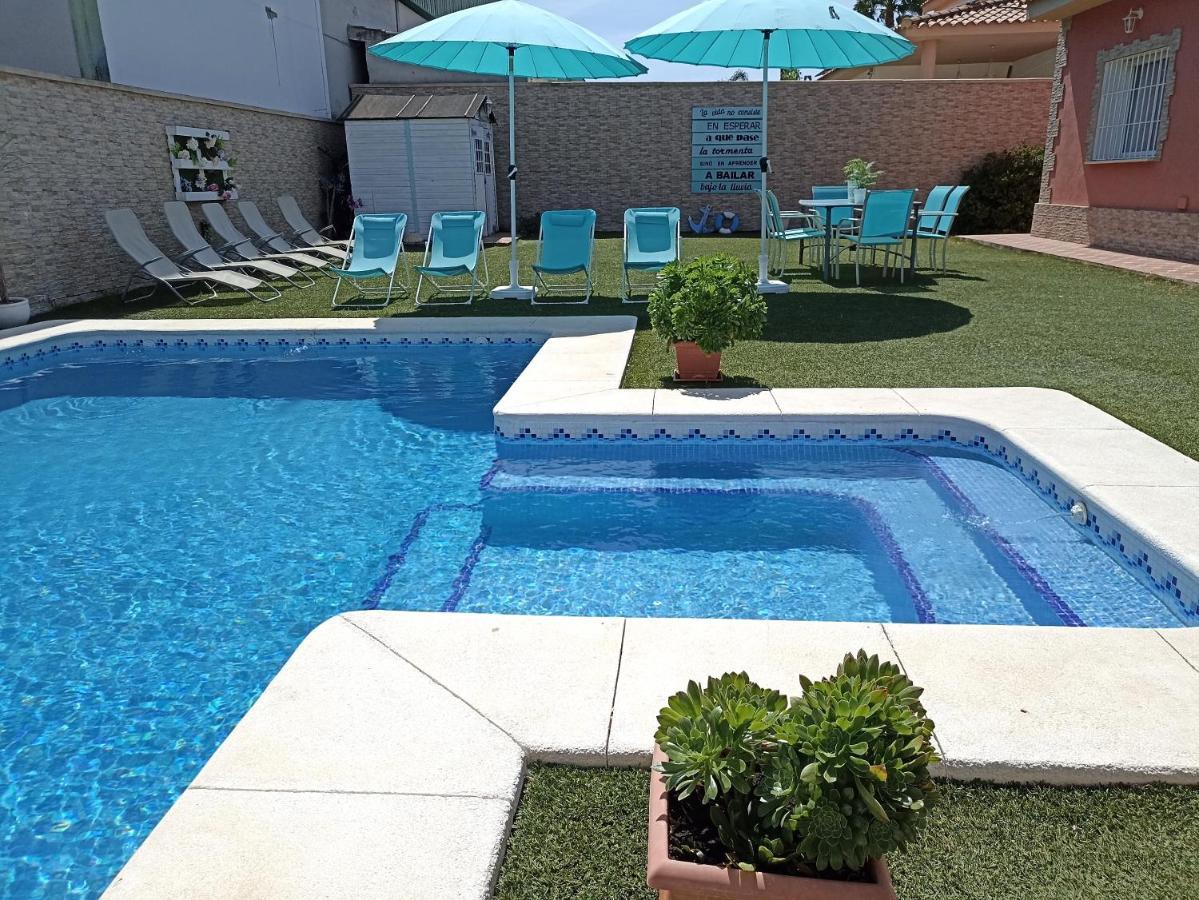El Capricho De Espartinas Exterior photo